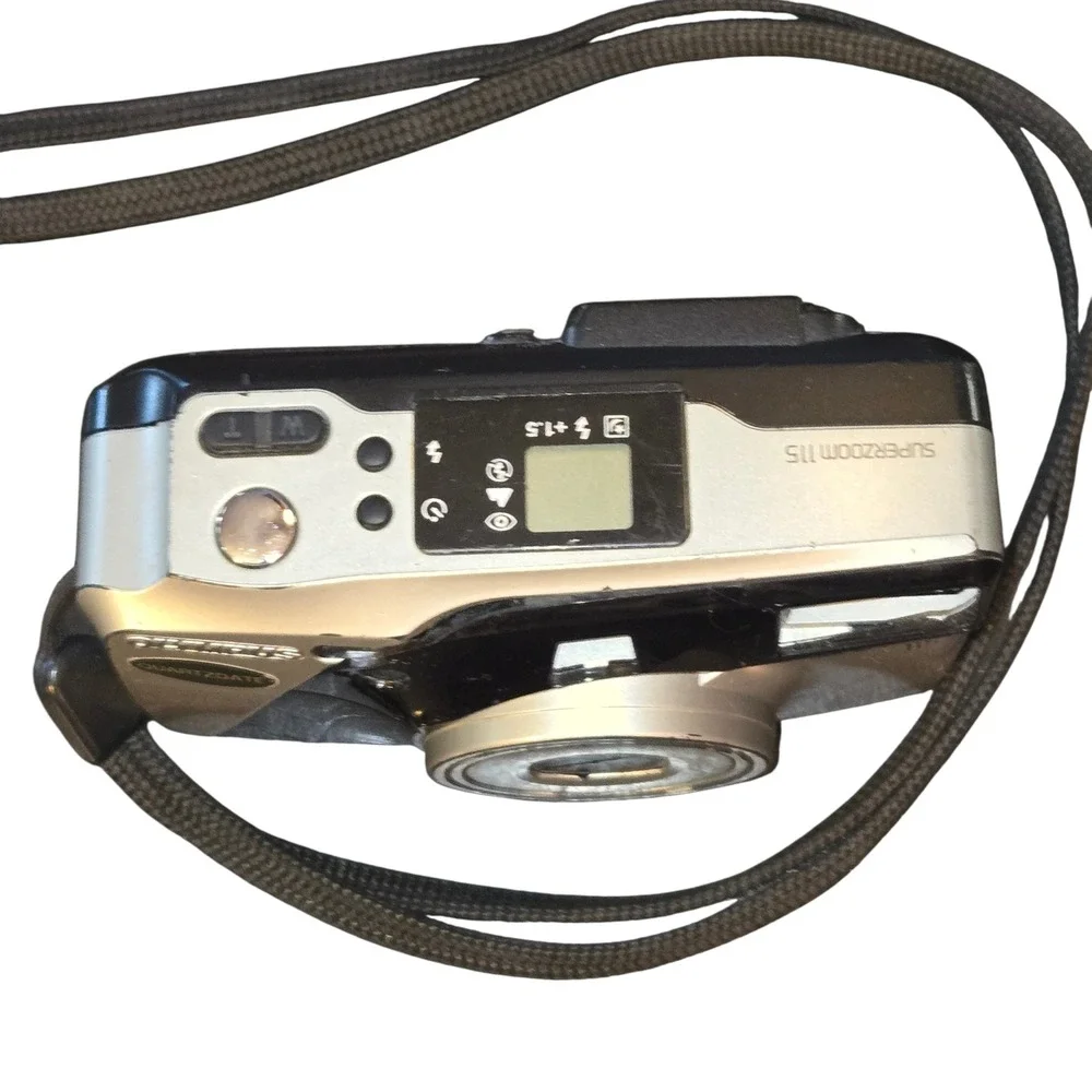 Olympus Superzoom 115 Film Camera 35mm Quartz Date Nonworking For Parts/Repair